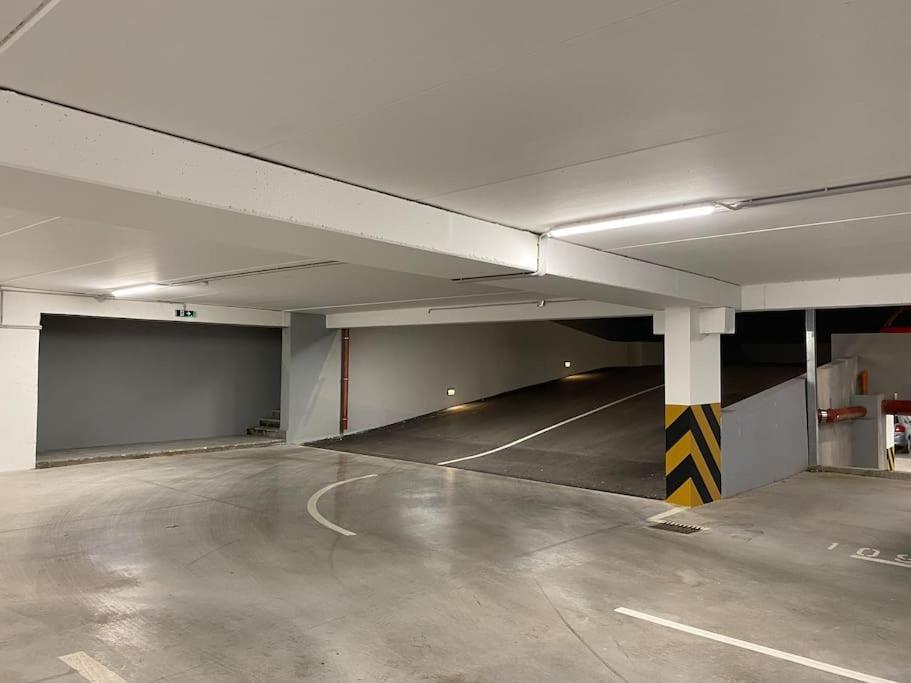 New Modern Apt Near Old Town - Private Parking Zadar Eksteriør bilde